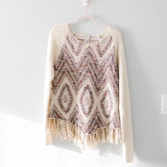 American Rag Sweaters - American Rag CIE Scoop Neck Fringe Sweater SZ XL